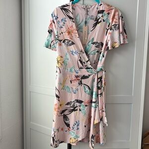 NWT BCBGeneration Floral Wrap